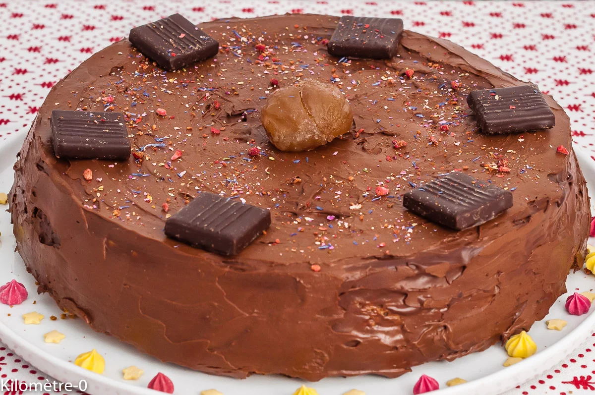 Photo de recette de cheesecake, marrons, châtaignes, chocolat, dessert de Noël, facile, biscuits, dessert, gros gâteau, gâteau fromager, Kilomètre-0, blog de cuisine réalisée à partir de produits de saison et issus de circuits courts