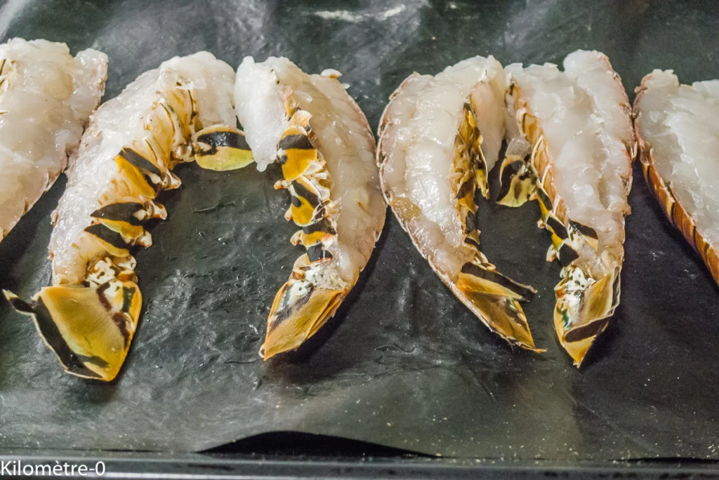 Langouste rôtie au beurre d&rsquo;agrumes et grenade - Étape 6