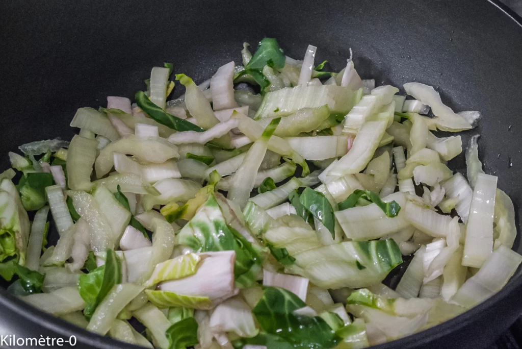 Omelette aux côtes de blettes, sauce soja - Étape 2