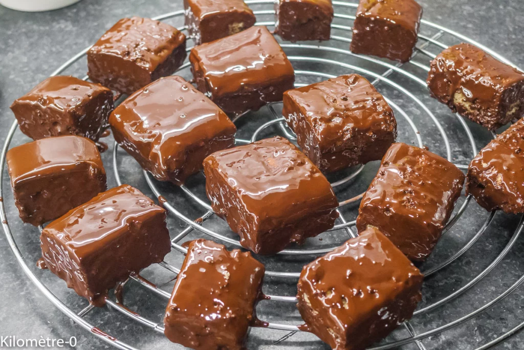 Lamingtons, gâteaux traditionnels australiens - Étape 9