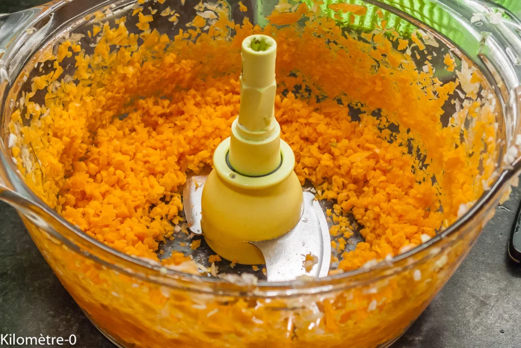 Salade de chou aux carottes et raisins secs - Étape 2