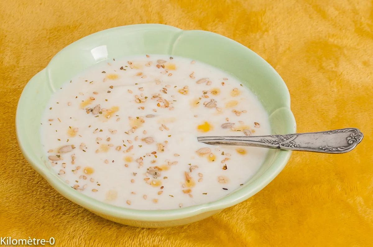 Photo de recette de crème, velouté, soupe, potage, radis noir, radis noirs, légumes, sain, facile, orange, rapide, automne, hiver, radis, bio, Kilomètre-0, blog de cuisine réalisée à partir de produits de saison et issus de circuits courts