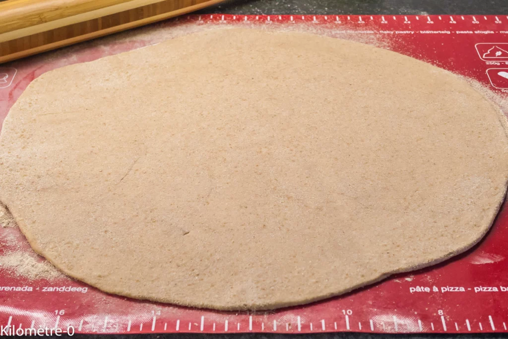 Pizza aux épinards, chorizo et olives - Étape 6