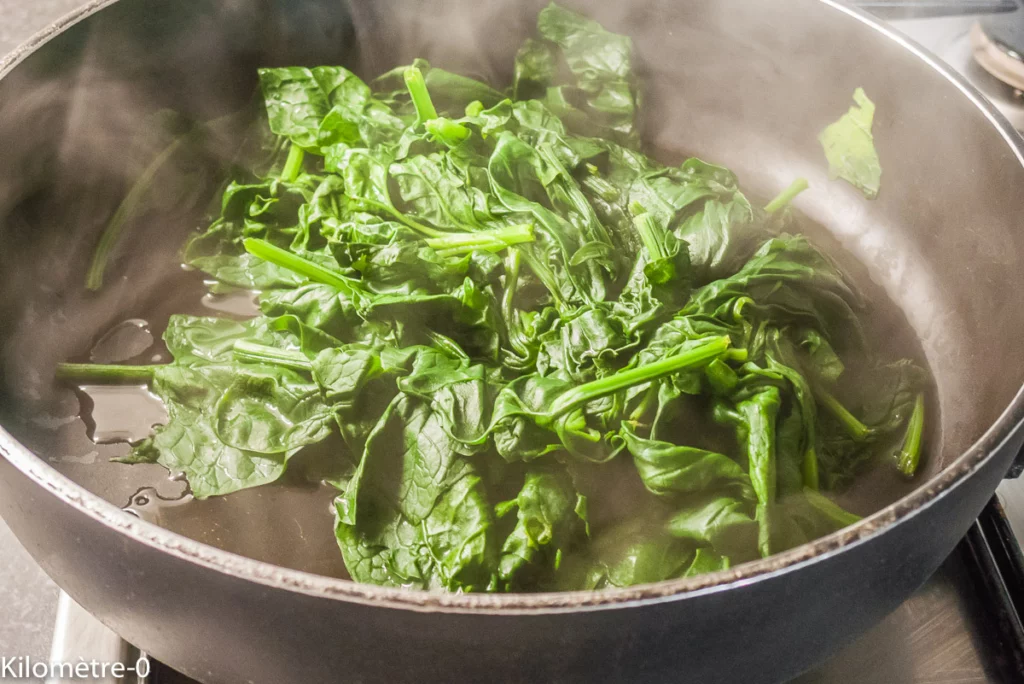 Pizza aux épinards, chorizo et olives - Étape 3