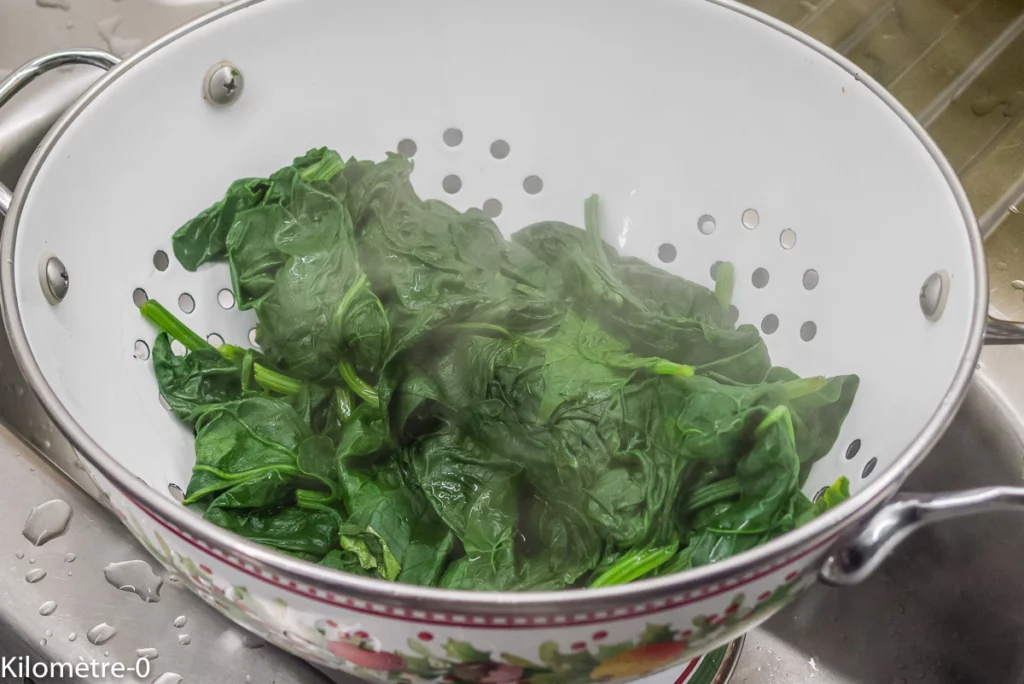 Pizza aux épinards, chorizo et olives - Étape 4