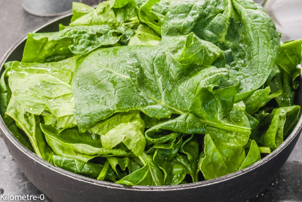 Cake salé aux maquereaux et aux épinards - Étape 1