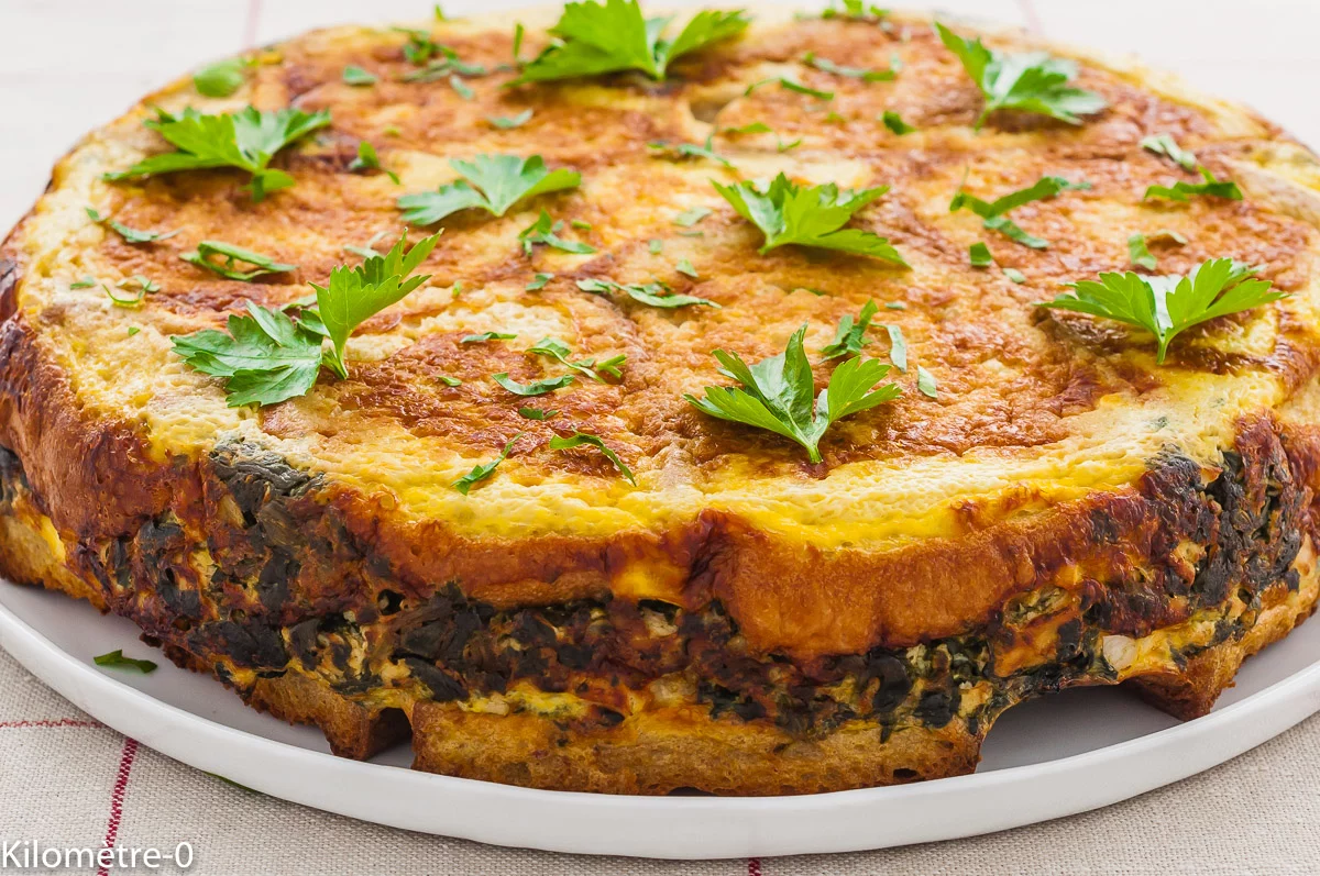 Photo de recette; ancienne, traditionnelle, médiévale, moyen âge, gasteau, gâteau, salé, poulet, épinards, pain, facile, bio, Kilomètre-0, blog de cuisine réalisée à partir de produits de saison et issus de circuits courts