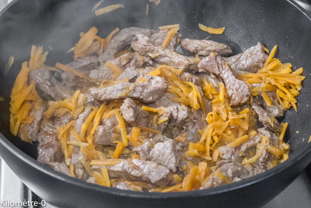 Pâtes fraiches au boeuf, sauce soja  et légumes - Étape 7