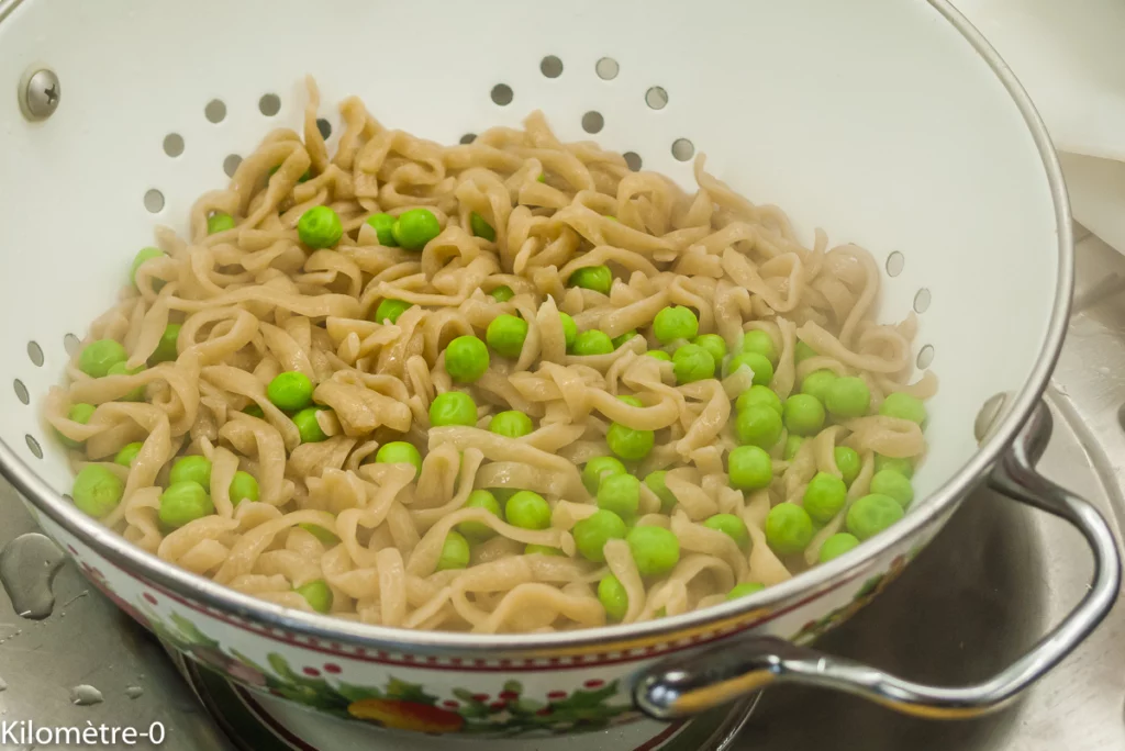 Pâtes fraiches au boeuf, sauce soja  et légumes - Étape 9