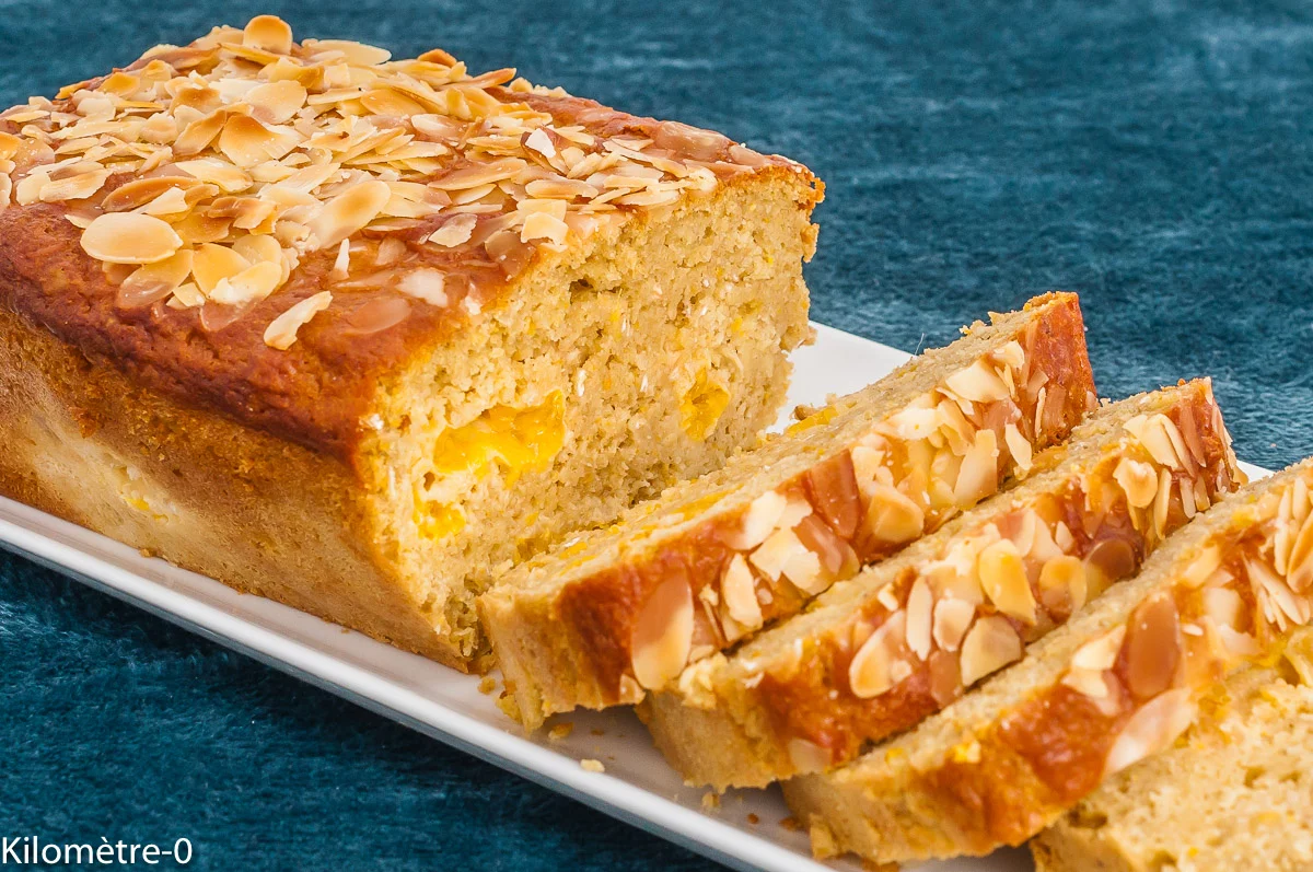 Photo de recette de petit déjeuner, goûter, pain complet, cake, avoine,mandarines, agrumes, hiver, amandes, facile, bio, rapide, Kilomètre-0, blog de cuisine réalisée à partir de produits de saison et issus de circuits courts