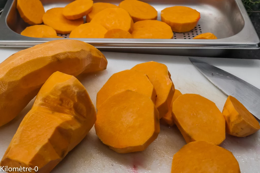 Travers de porc au four recouvert juste de ketchup, purée de patates douces - Étape 2