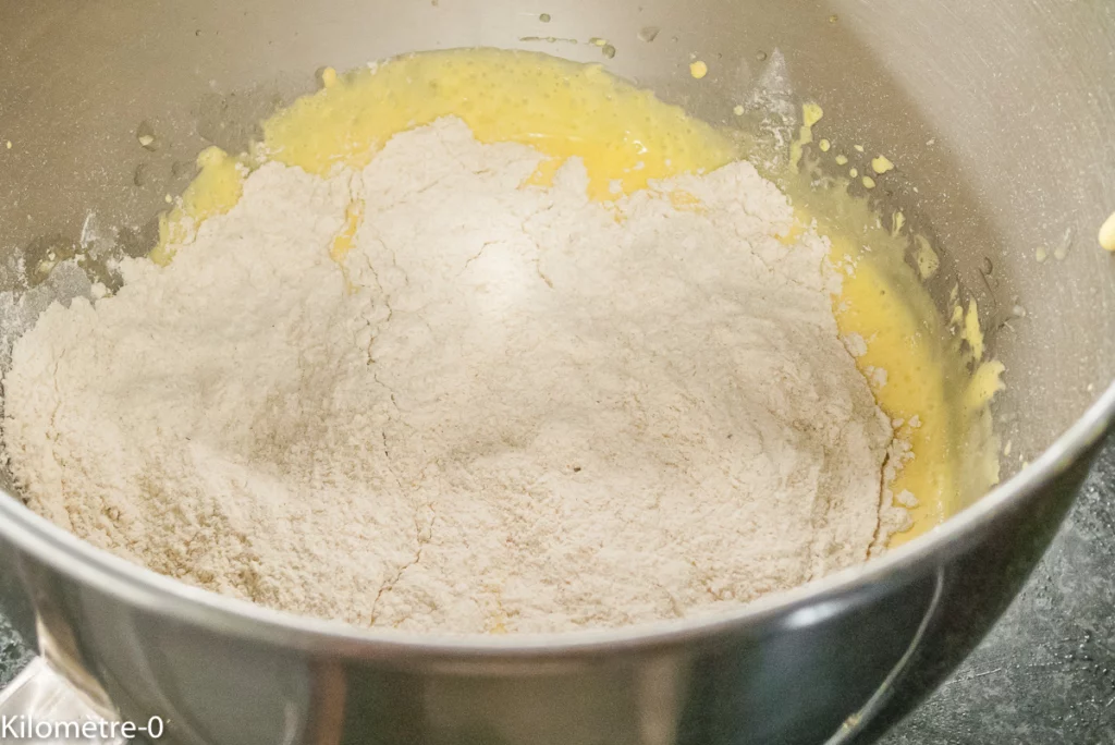Gâteau moelleux au citron et aux amandes - Étape 7