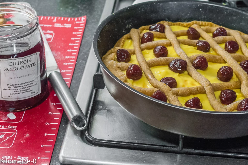 Gâteau italien de Pâques à la crème et aux cerises amarene - Étape 13