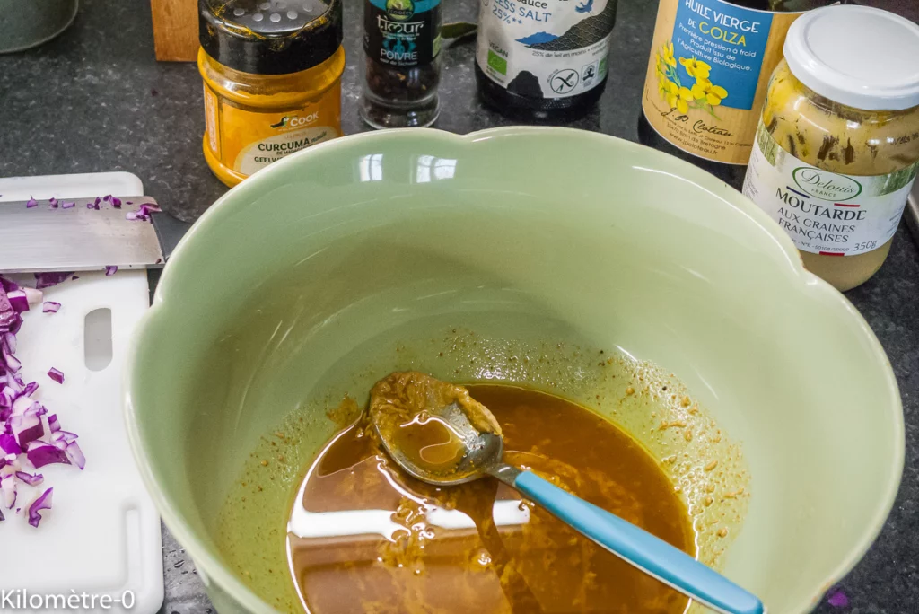 Salade de chou rouge aux carottes et avocats - Étape 3