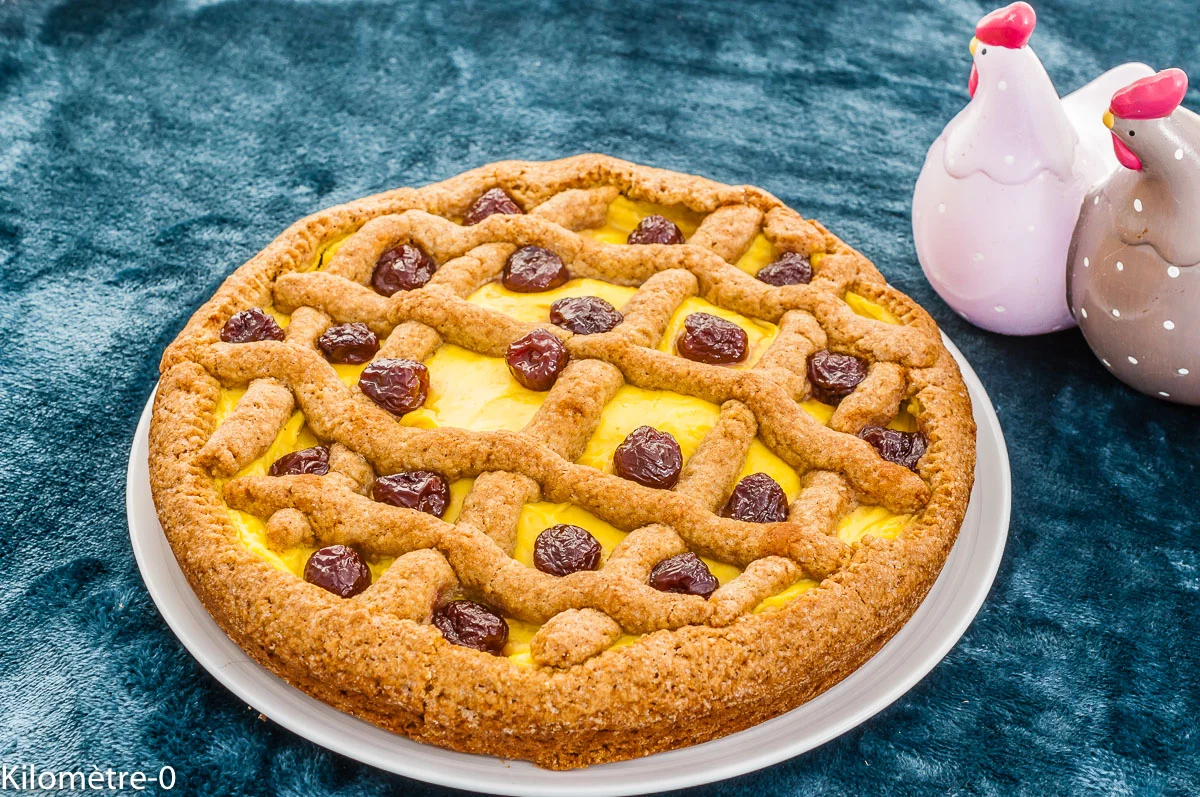 Photo de recette de dessert, gâteau,italien, cuisine italienne, Italie, Pâques, crème, crème pâtissière, cerises amarene, bio, Kilomètre-0, blog de cuisine réalisée à partir de produits de saison et issus de circuits courts