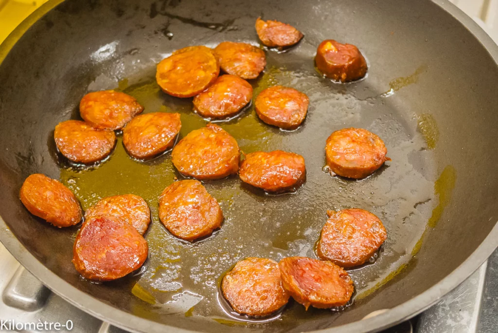 Pâtes fraiches au chorizo, petits pois et carottes - Étape 5