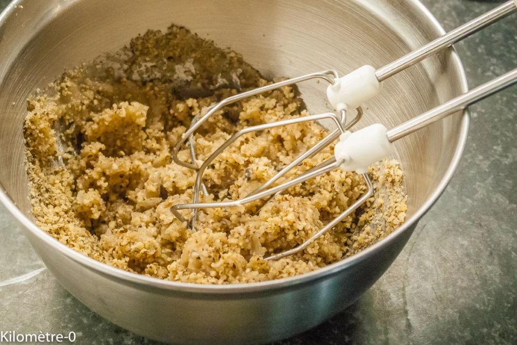 Gâteau très moelleux aux haricots blancs et aux noix - Étape 5