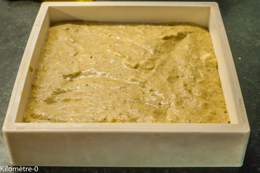 Gâteau très moelleux aux haricots blancs et aux noix - Étape 11