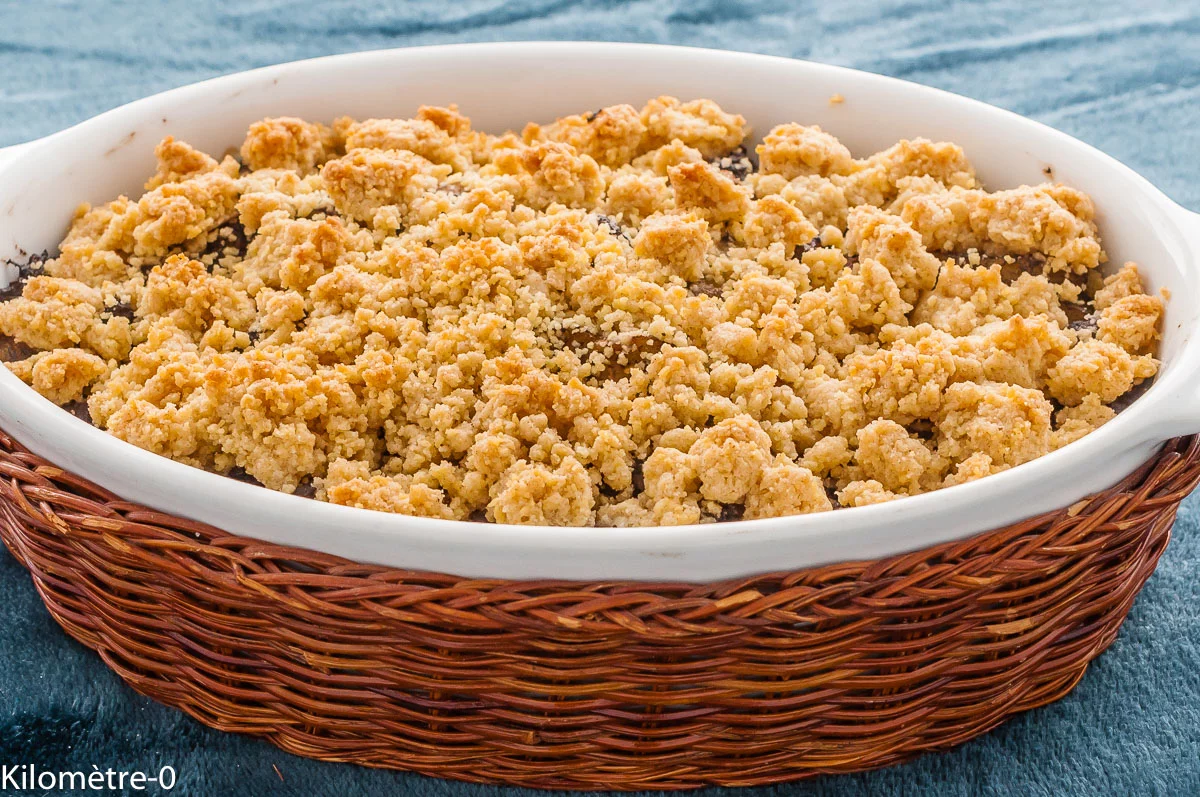 Photo de recette de crumble, salé, boudin noir, pommes, facile, automne, hiver, viande, Kilomètre-0, blog de cuisine réalisée à partir de produits de saison et issus de circuits courts