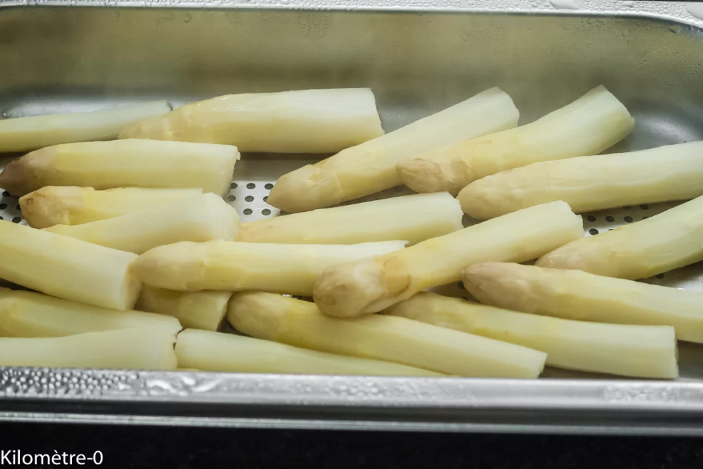 Salade de quinoa aux asperges blanches, petits pois et carottes - Étape 6