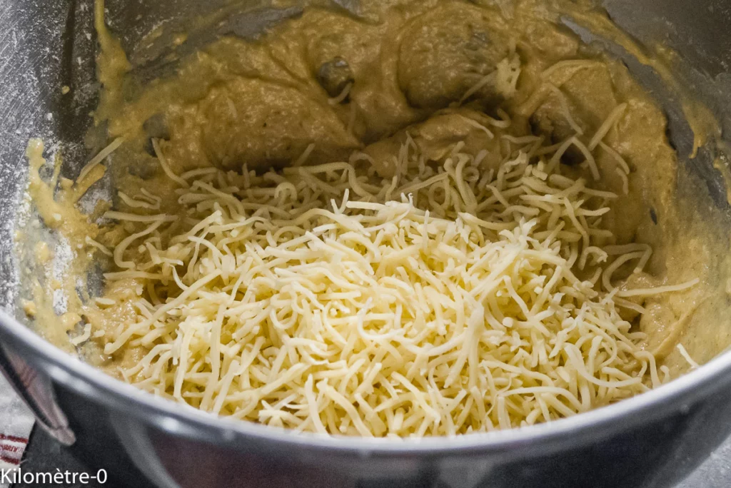 Cake salé aux épinards et emmental - Étape 4