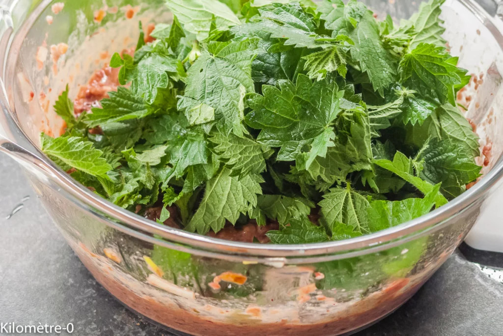 Terrine de foies de volaille, chair à saucisses et orties - Étape 5