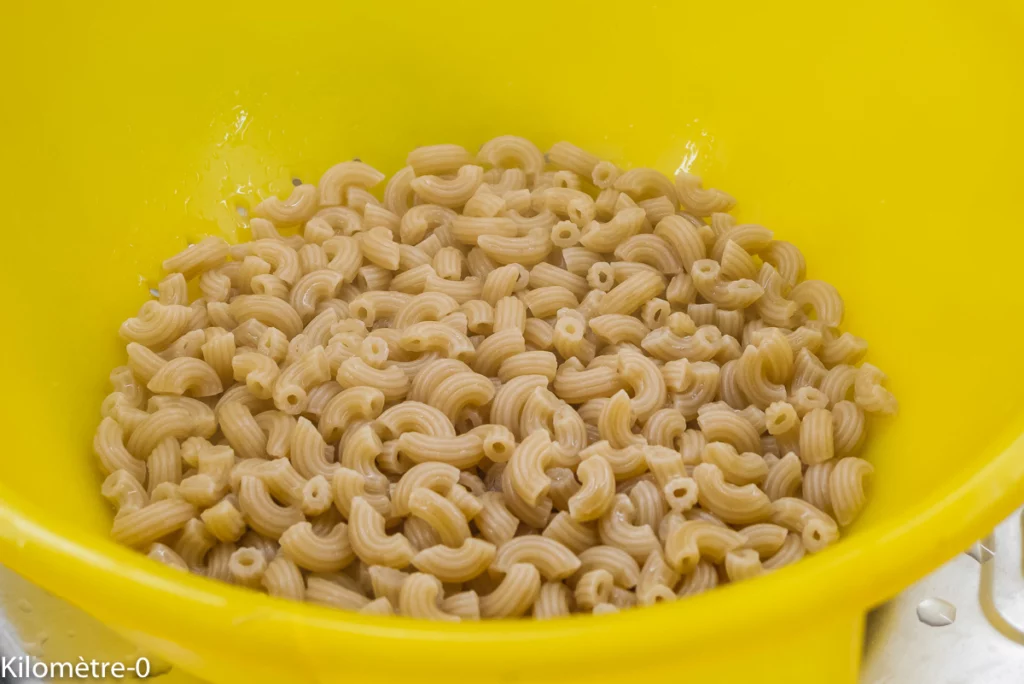 Salade de pâtes aux petits pois, carottes, courgettes et radis - Étape 8