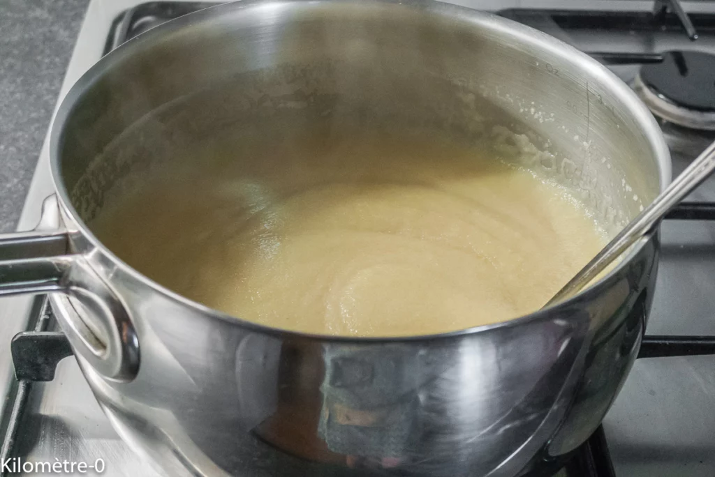 Gâteau de semoule aux cerises et cranberries - Étape 3