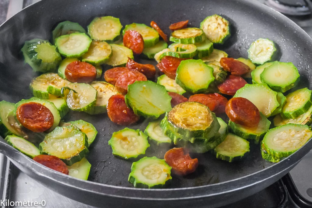 Courgettes au chorizo et œufs sur le plat - Étape 5