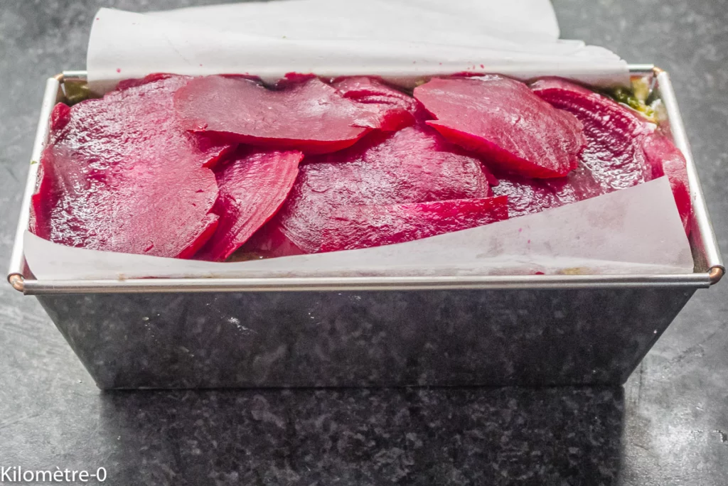 Terrine de betterave au fromage de chèvre et au pesto - Étape 9