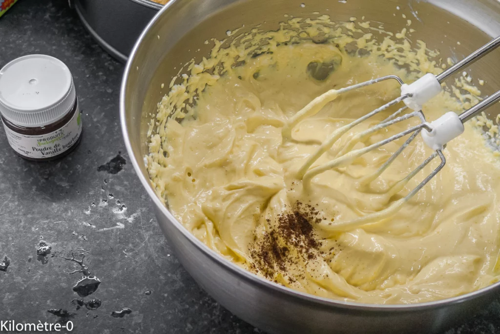 Sernik, gâteau au fromage frais polonais aux mûres - Étape 7