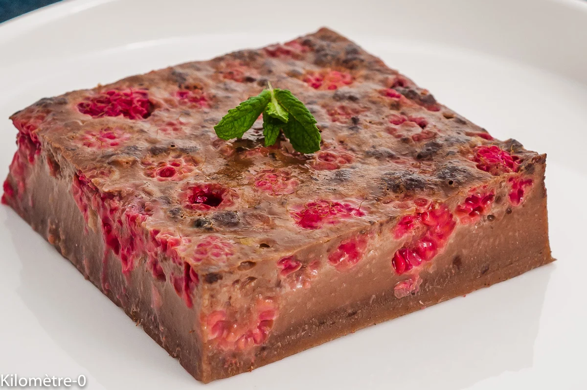 Photo de recette de dessert, gâteaux, fruits rouges, framboises, flan, clafoutis, chocolat bio, cacao, facile, rapide, laitage,, Kilomètre-0, blog de cuisine réalisée à partir de produits de saison et issus de circuits courts