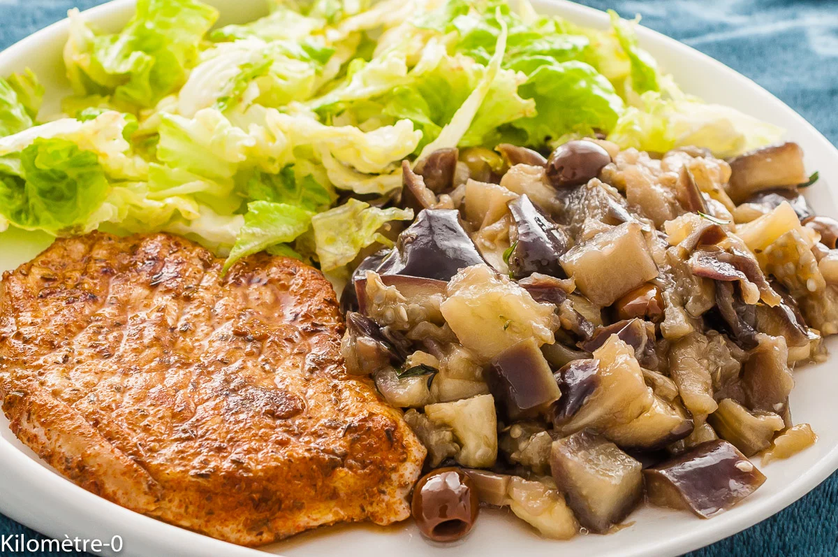 Photo de recette de viande, grillade, escalopes de porc, porc, filet, marinade, poêlée, aubergines, olives, bio, facile, rapide, été, Kilomètre-0, blog de cuisine réalisée à partir de produits de saison et issus de circuits courts