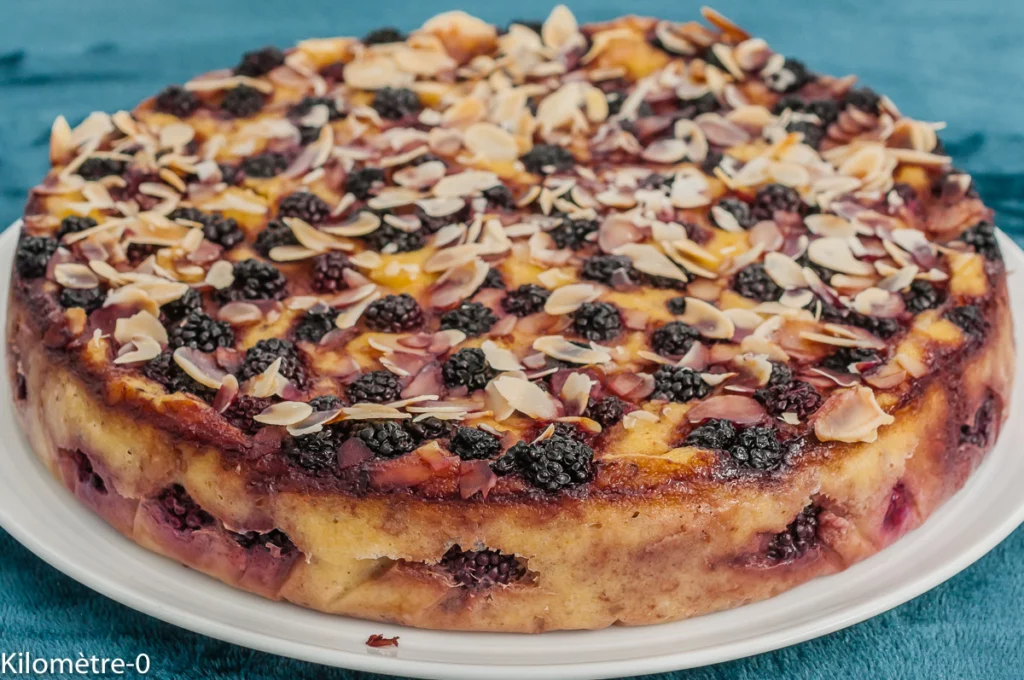 Gâteau de semoule aux mûres et aux amandes - Étape 10