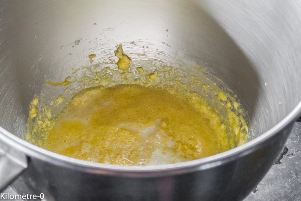 Gâteau aux pêches et aux amandes - Étape 2