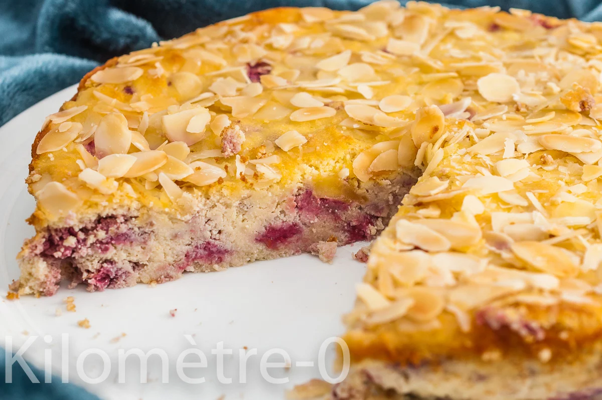 Photo de recette de gâteau, ricotta, framboises, limoncello, amandes, facile, rapide, Kilomètre-0, blog de cuisine réalisée à partir de produits de saison et issus de circuits courts