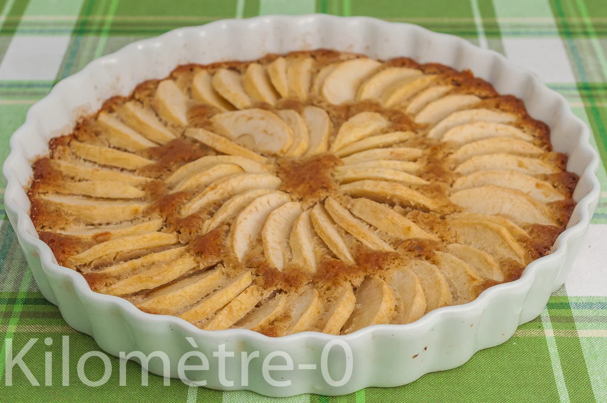 Photo de recette de tarte, dessert, tarte suisse cuisine suisse, Suisse, pommes, facile , sans pâte, automne, hiver, rapide, bio, Kilomètre-0, blog de cuisine réalisée à partir de produits de saison et issus de circuits courts