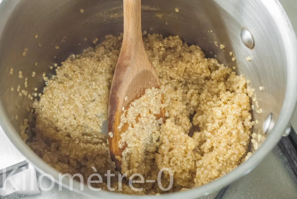 Salade de quinoa, poivrons, olives et amandes - Étape 5