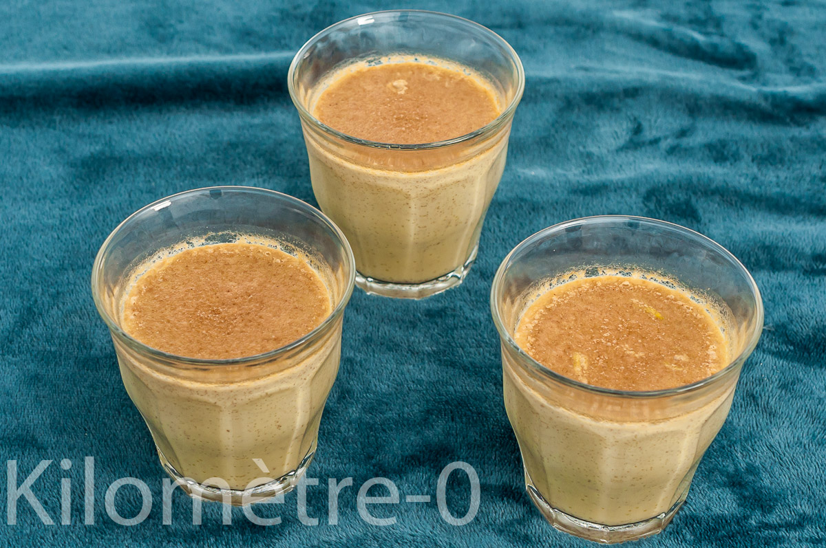 Photo de recette de dessert, facile, léger, healthy, sans lactose, crème, œufs, protéines, noisettes, sans lait,bio , crème à l'oeuf,  Kilomètre-0, blog de cuisine réalisée à partir de produits de saison et issus de circuits courts