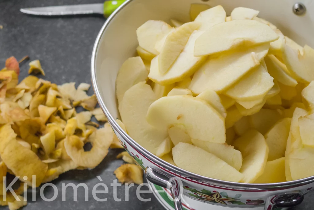 Gâteau super moelleux aux pommes - Étape 1