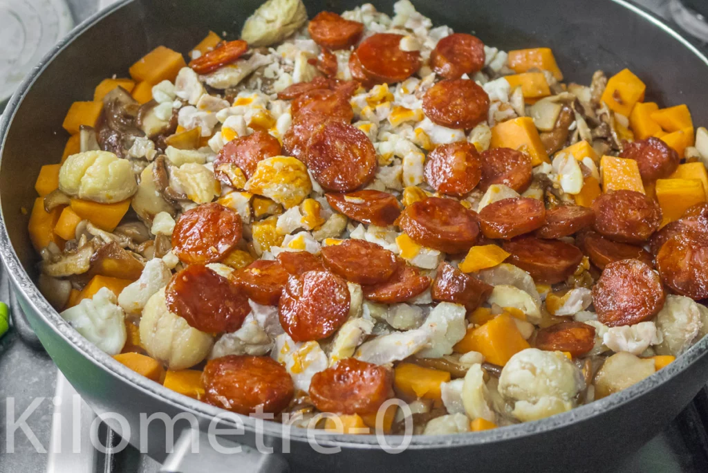 Poêlée de patates douces aux châtaignes, cèpes et chorizo - Étape 10
