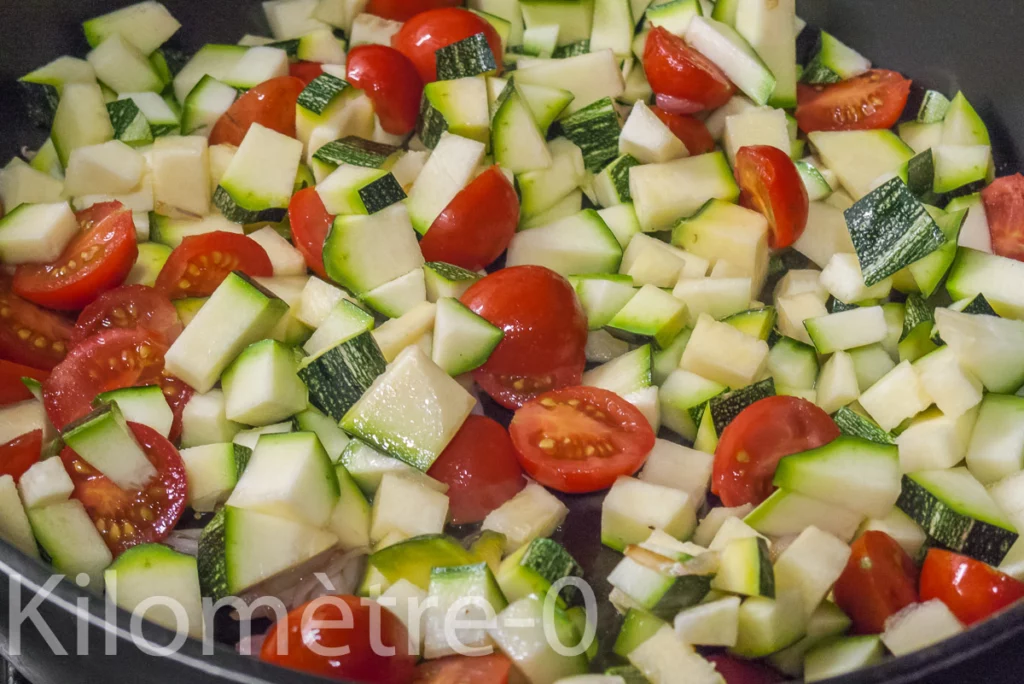 Bonite, sauce au curry, courgettes sautées aux tomates cerises - Étape 8