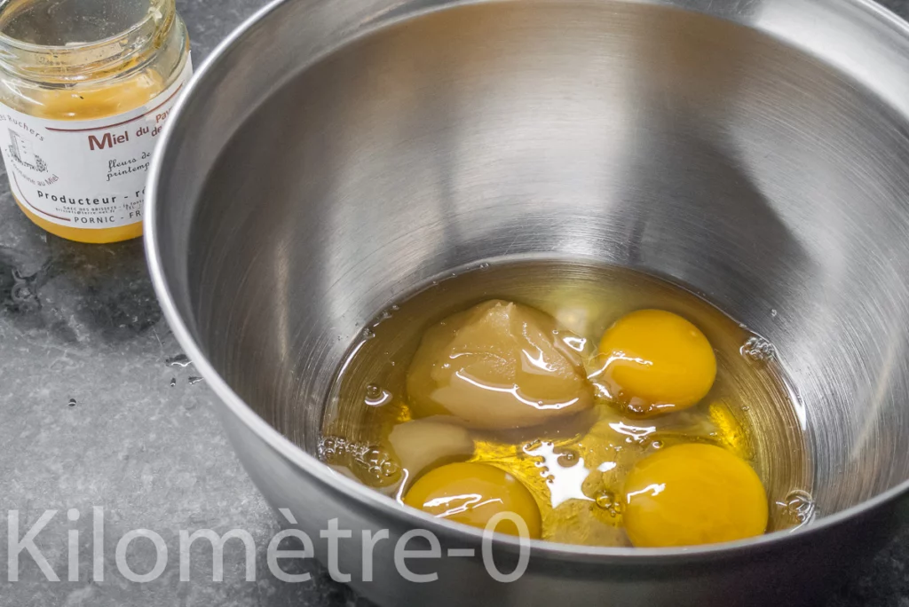 Cake marbré au cacao et à la compote de pommes - Étape 4