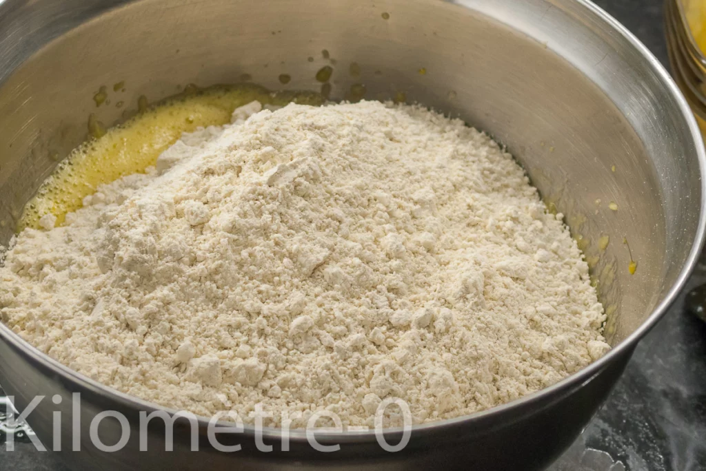 Cake marbré au cacao et à la compote de pommes - Étape 6
