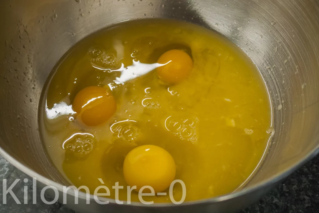 Gâteau à la noix de coco, orange et farine de maïs - Étape 2
