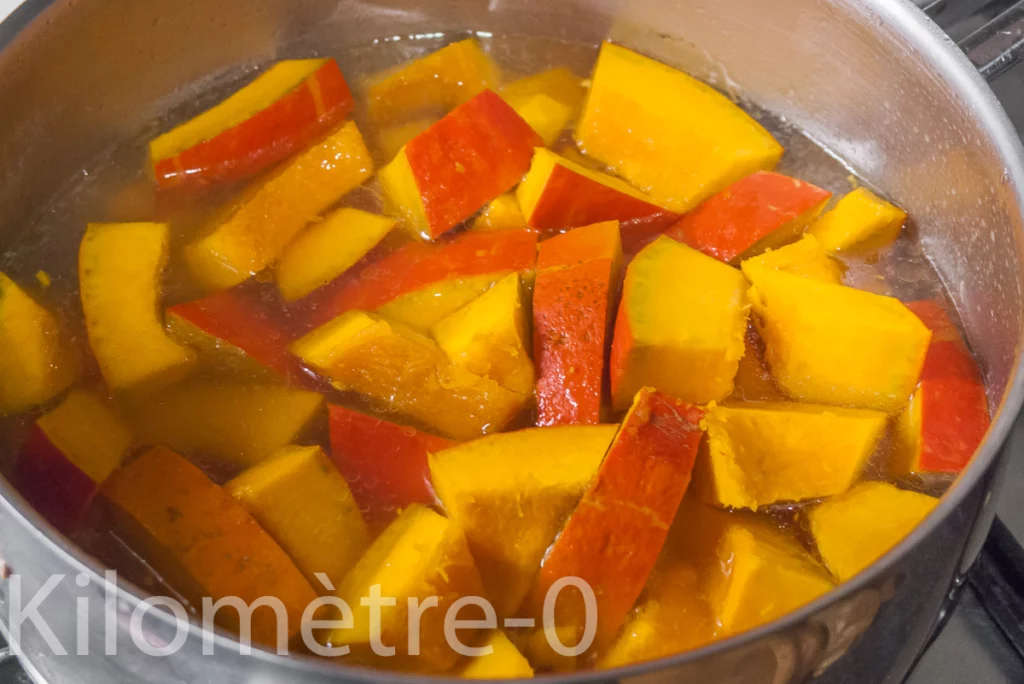 Soupe de potimarron aux cèpes et au bouillon de volaille maison - Étape 4