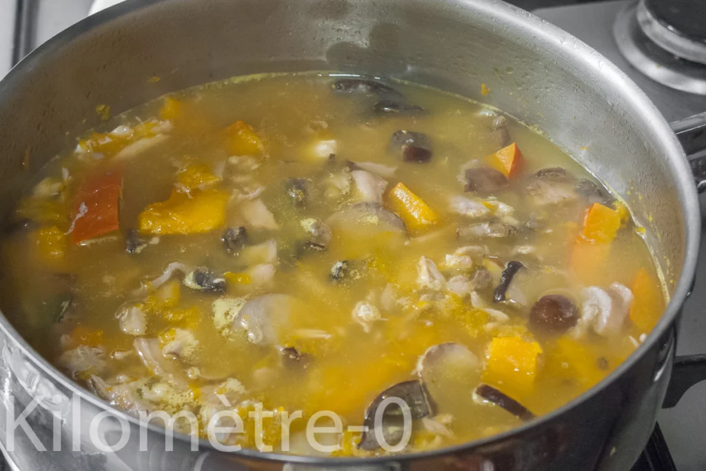 Soupe de potimarron aux cèpes et au bouillon de volaille maison - Étape 7