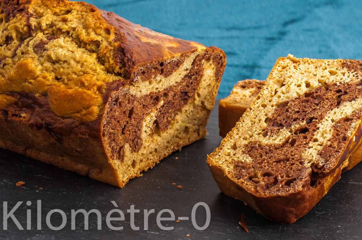 Photo de recette de cake , gâteau, marbré, chocolat, cacao , pommes, compote de pommes, bio, facile, gâteau du matin, Kilomètre-0, blog de cuisine réalisée à partir de produits de saison et issus de circuits courts