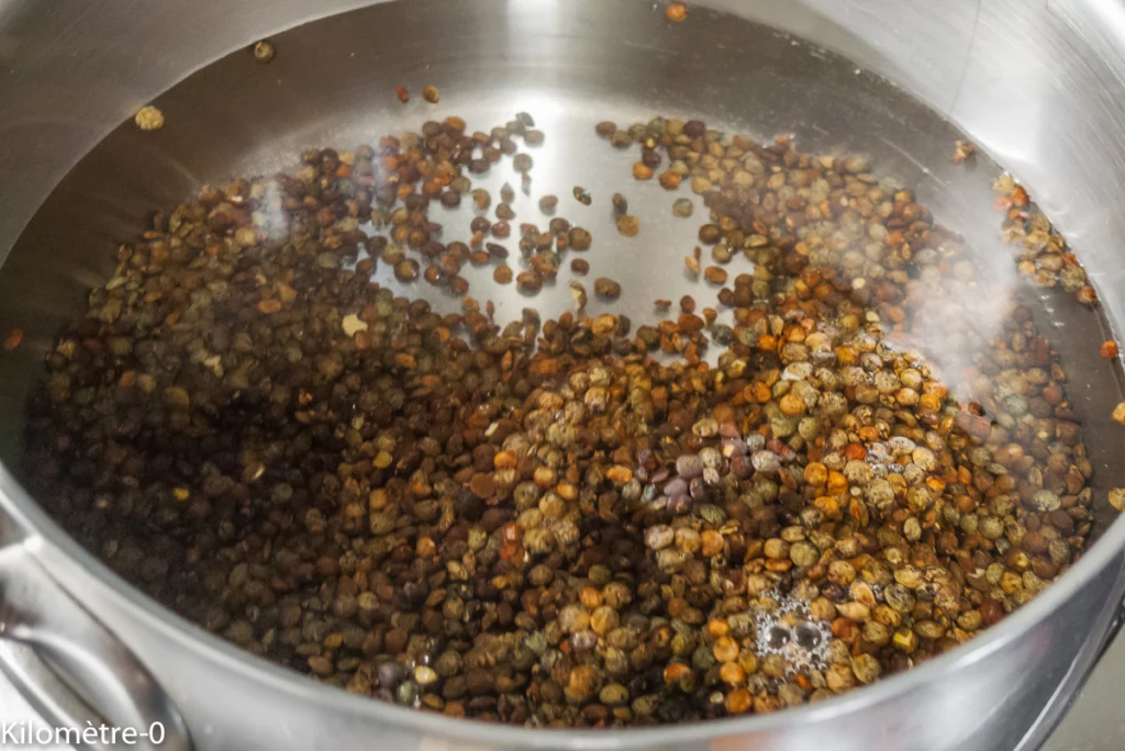 Dhal de lentilles aux épinards et lait de coco - Étape 1