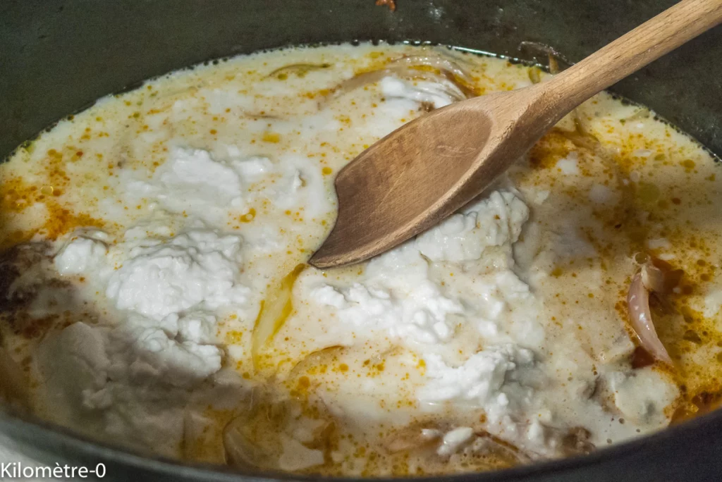 Saucisses au chou, sauce au curry et lait de coco - Étape 4